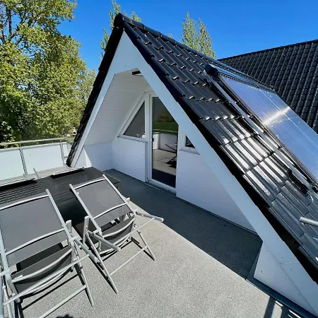 Haus - 3 *