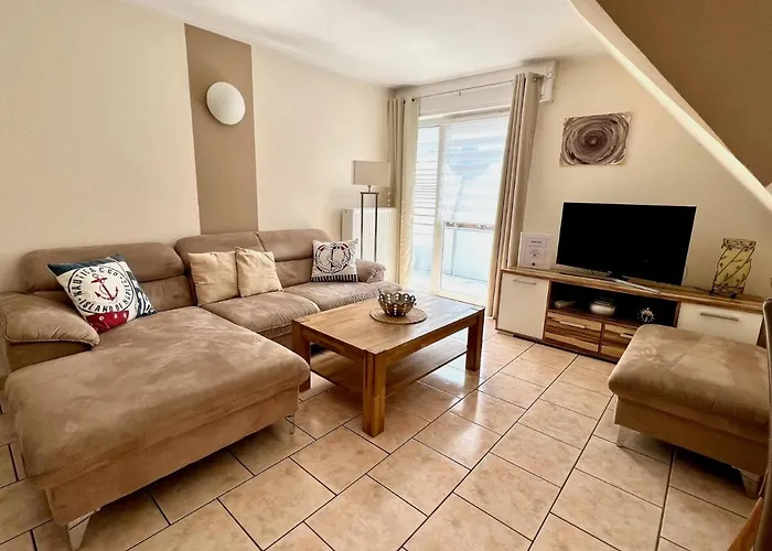 Haus - 3 *